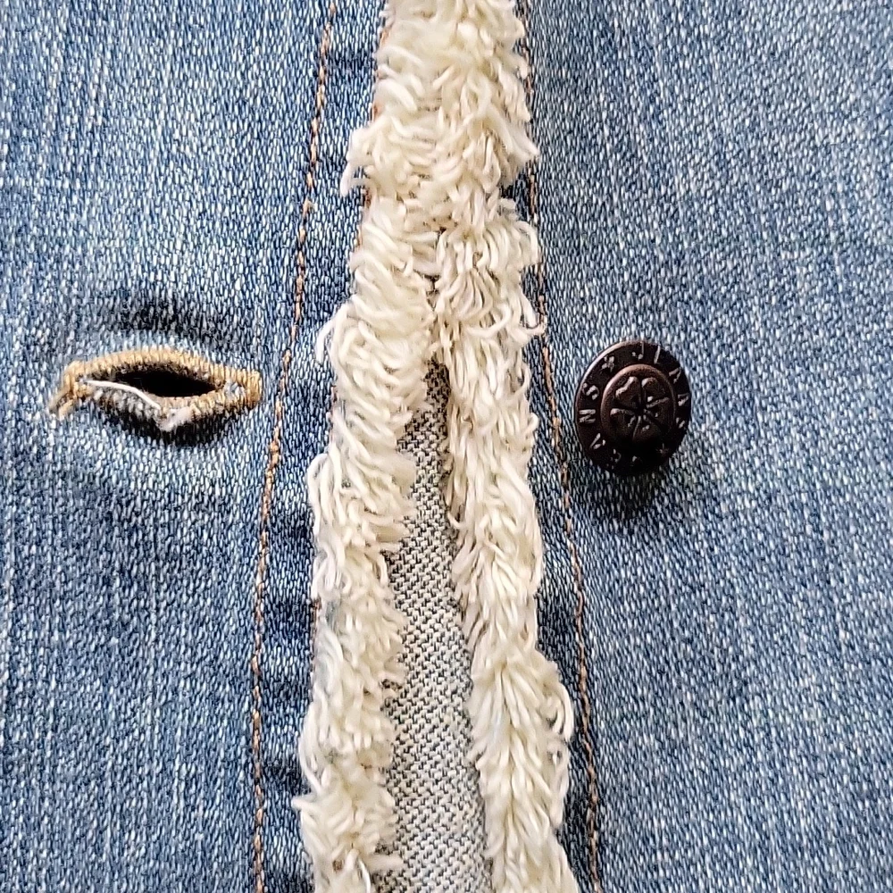 Jean Jacket - Picture 2 of 4